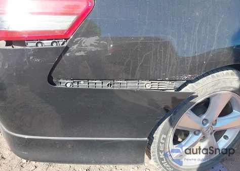 2010 Toyota Camry Se z USA, uszkodzony, nr VIN 4T1BF3EK9AU020045